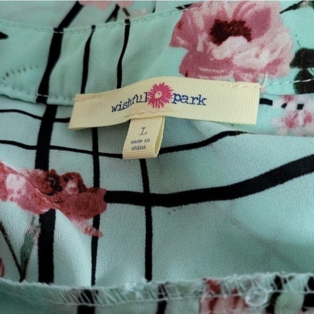 WishFull Park‎ Women's Floral Cool Green Plaid Blouse Size L - Picture 8 of 9
